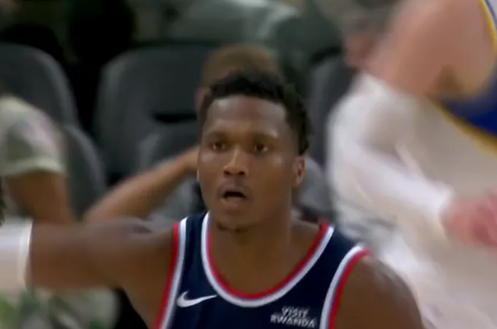 8868体育APP-快船130-107步行者2喜2忧！杰克逊奇兵，尼德豪泽伤退，2配角不稳