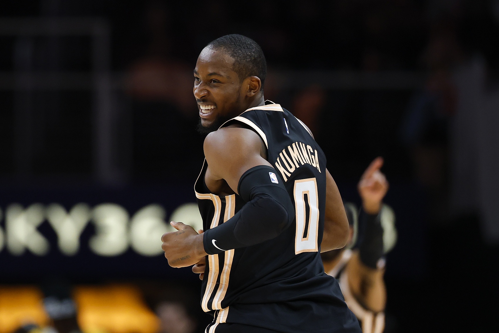 8868体育-帕金斯：勇士过早放弃了库明加 库里知道其潜力巨大 只有科尔不信